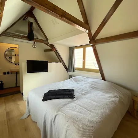 The Hazel House Bed & Breakfast *