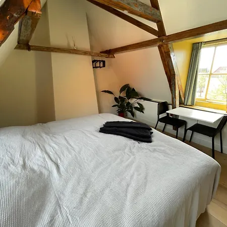 Bed & Breakfast The Hazel House Haarlem
