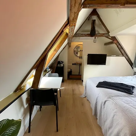 The Hazel House Bed & Breakfast *