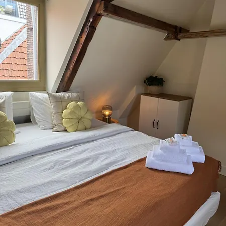 Bed & Breakfast The Hazel House Haarlem